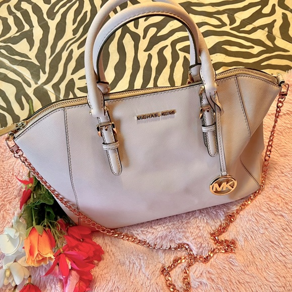 MICHAEL KORS CIARA BLUSH PINK BLOSSOM MED CROSSBODY BAG W/ ADDED ROSEGOLD CHAIN - Picture 1 of 15